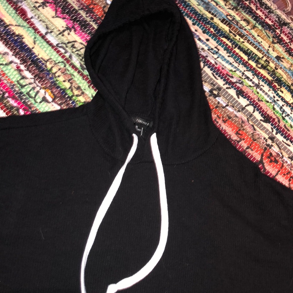 Black cropped hoodie